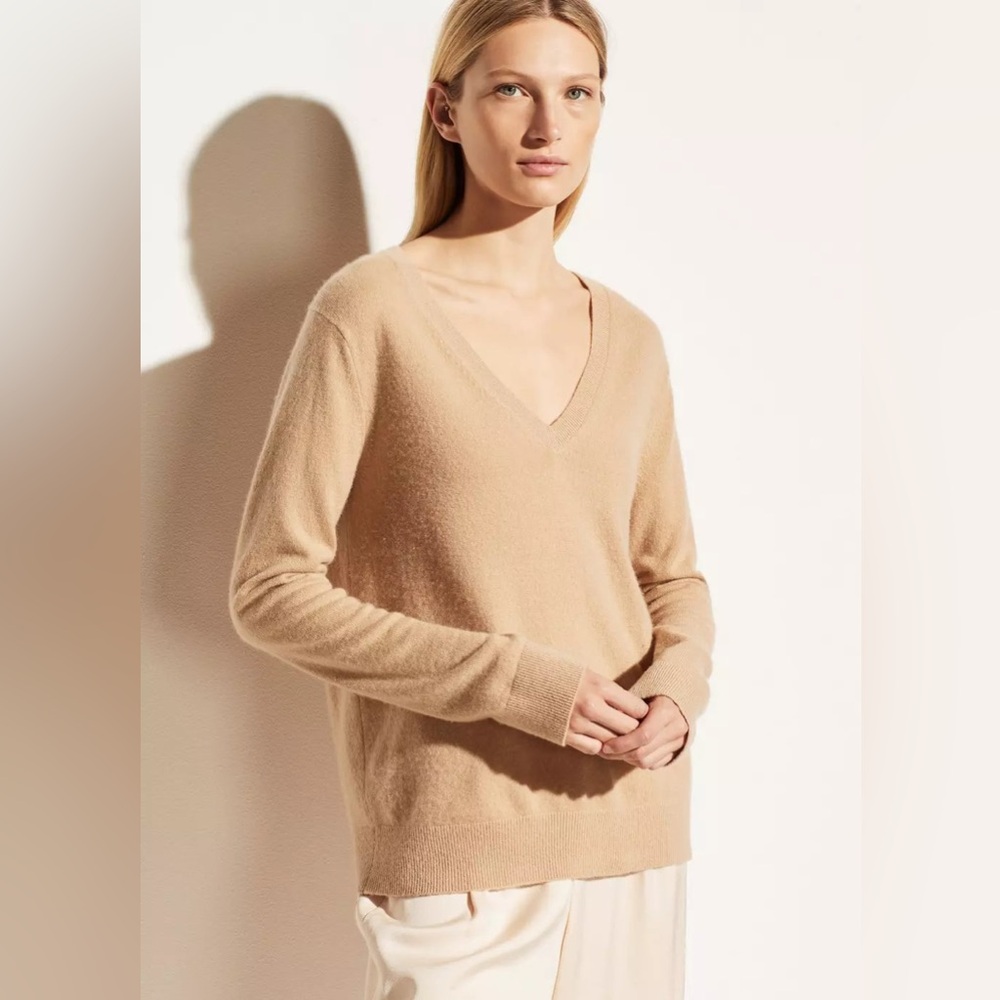 Vince 100% Cashmere Weekend V-Neck Neutral Pullover Sweater